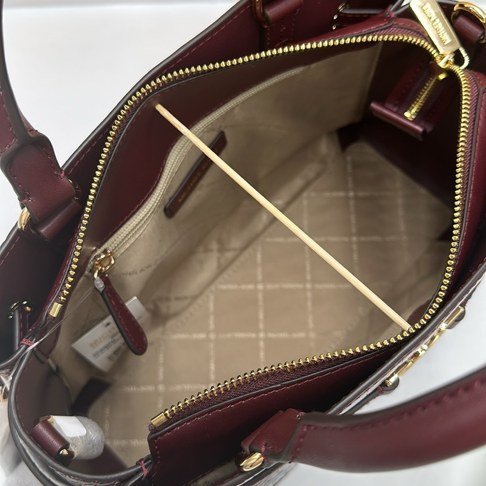 NWT MICHAEL MICHAEL KORS Reed
Large Croc-Embossed Leather Belted
Satchel Oxblood - Picture 12 of 16
